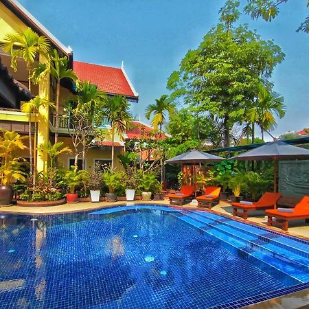 Hotel Ravady D'Angkor Siem Reap Zewnętrze zdjęcie