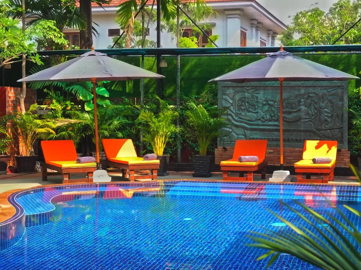 Hotel Ravady D'Angkor Siem Reap Zewnętrze zdjęcie