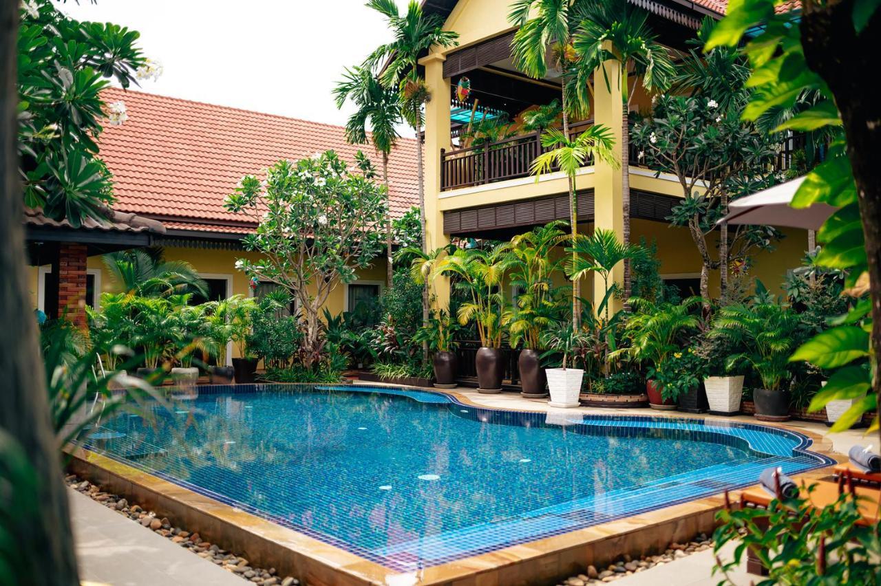 Hotel Ravady D'Angkor Siem Reap Zewnętrze zdjęcie